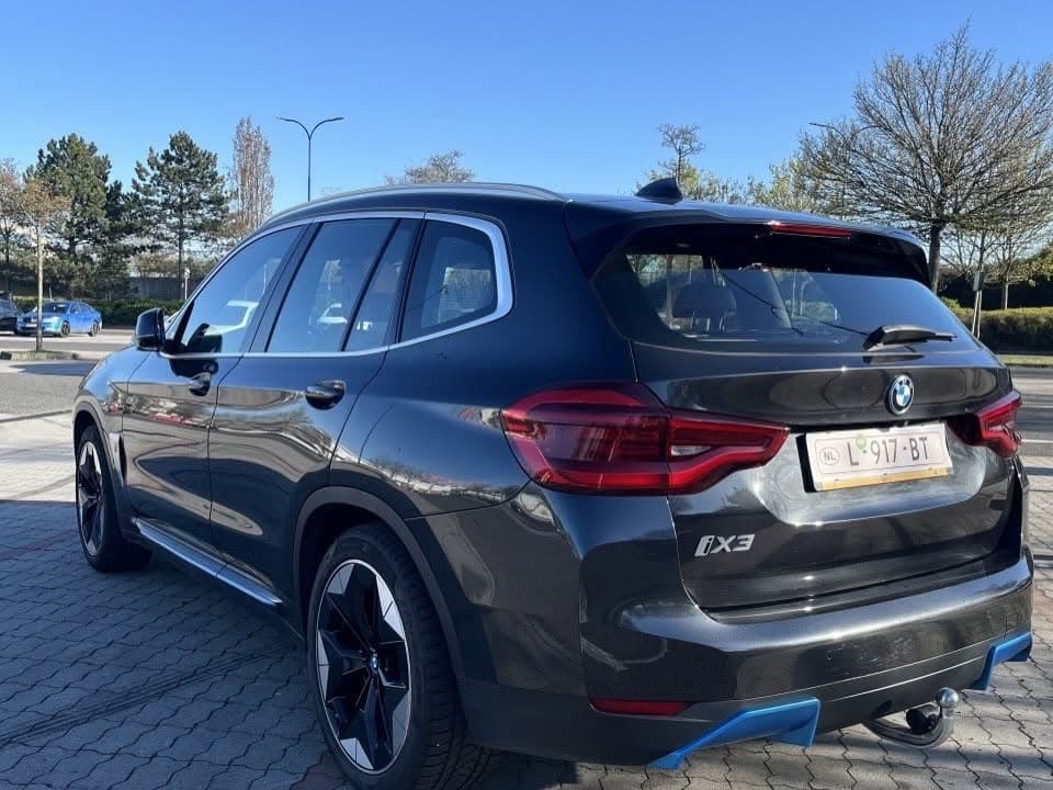 BMW iX3 Impressive - foto 3