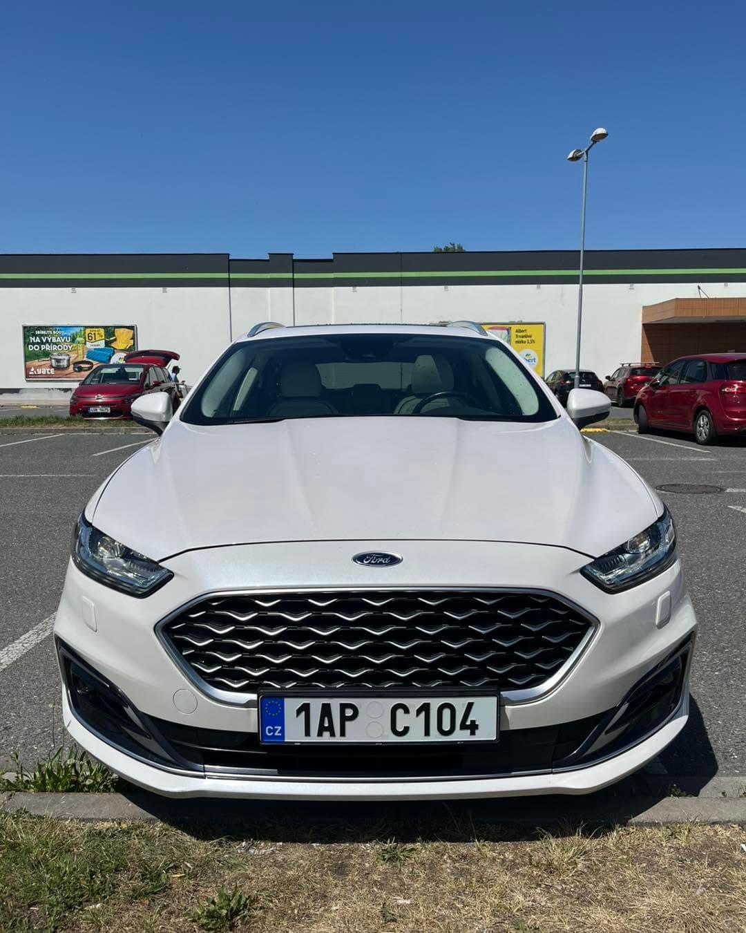 Ford Mondeo Hybrid Vignale - foto 2