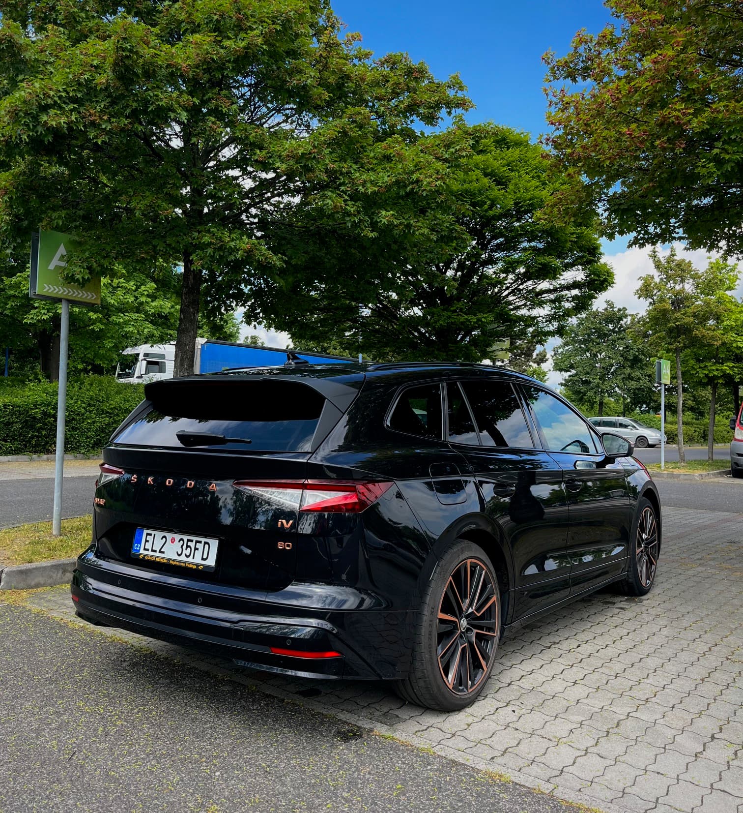 Škoda Enyaq Founders Edition - foto 5