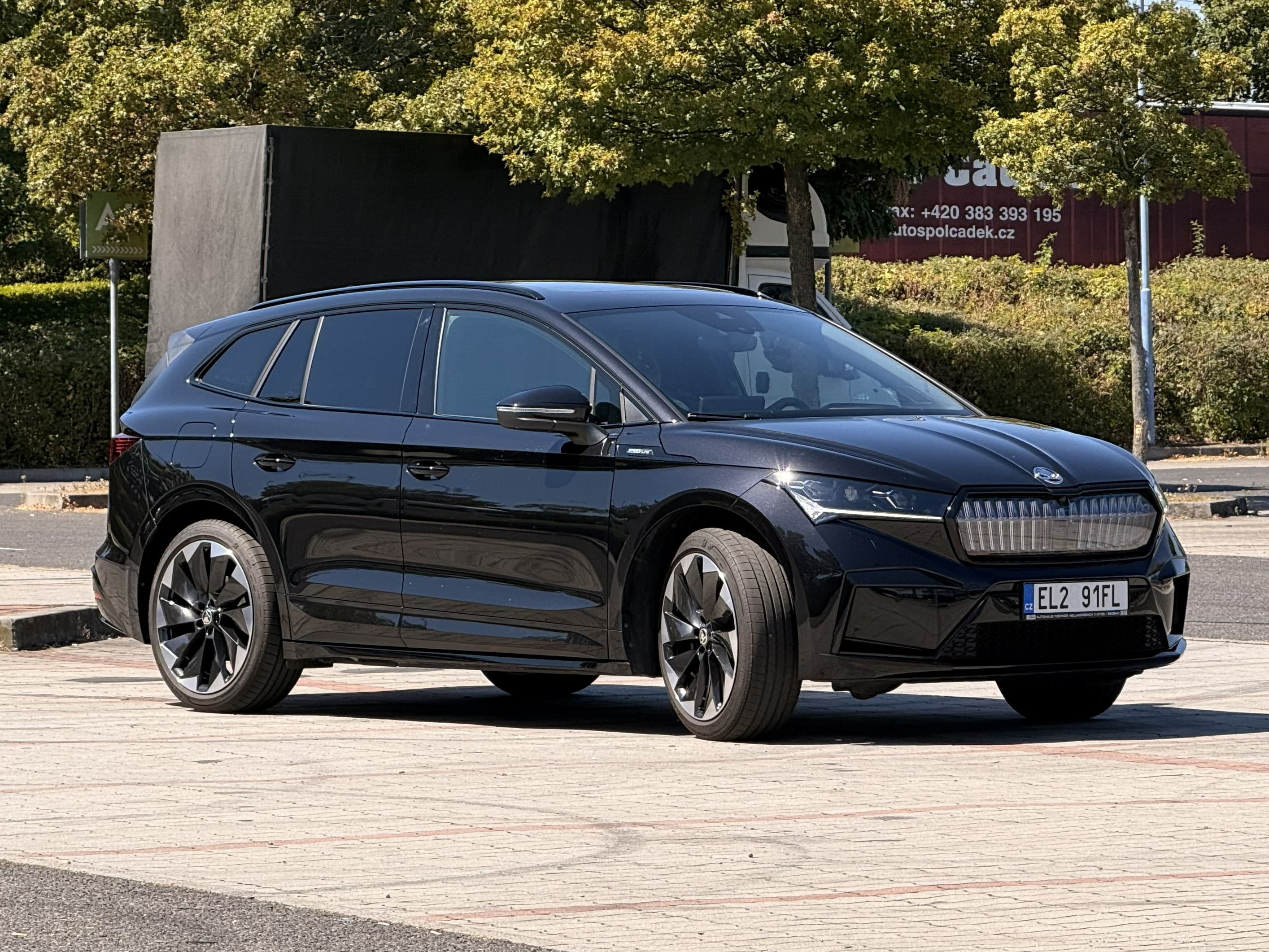 Škoda Enyaq iV 80x Sportline 4x4 - foto 1