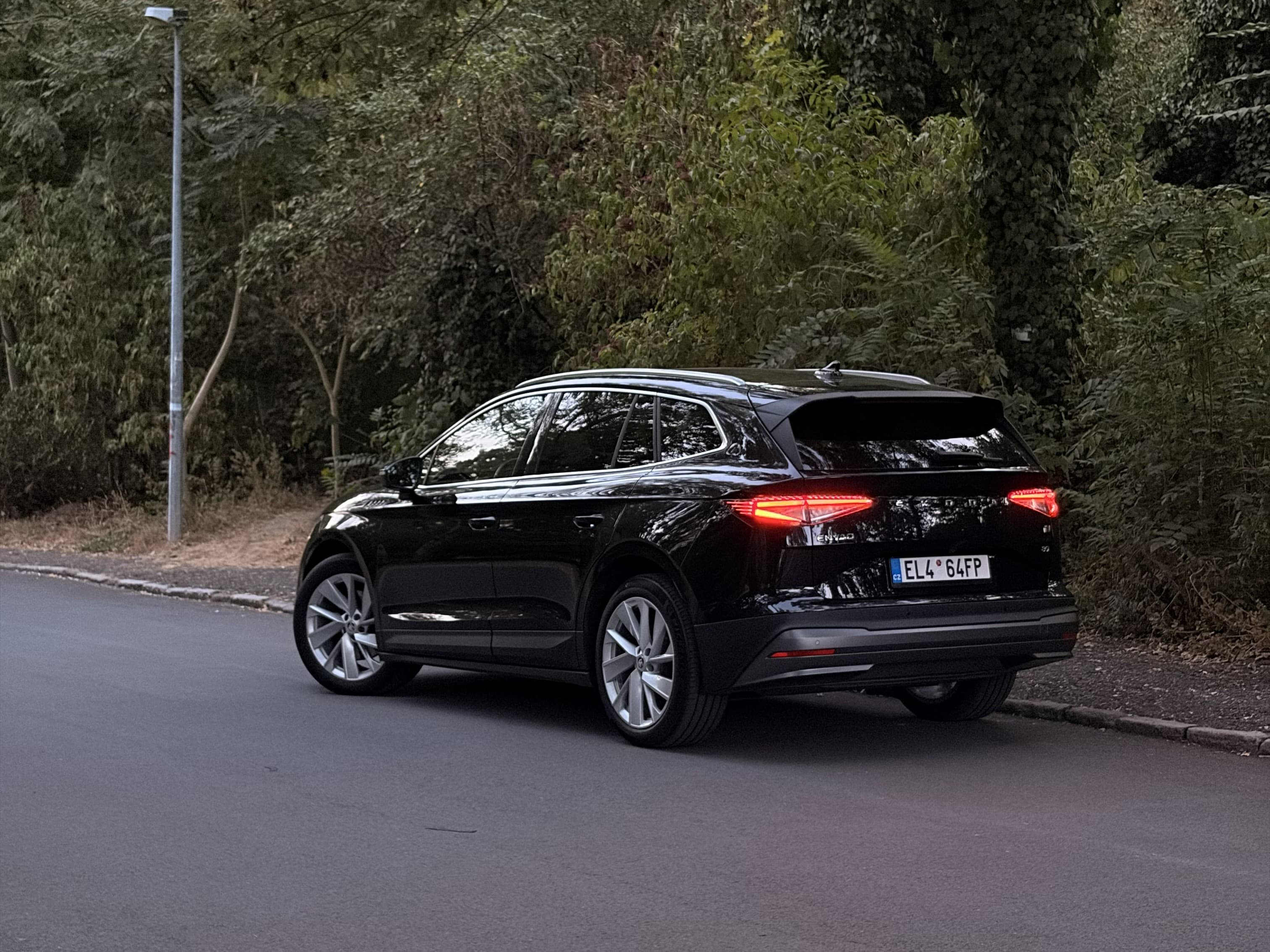 Škoda Škoda Enyaq iV 80 Lodge - foto 2